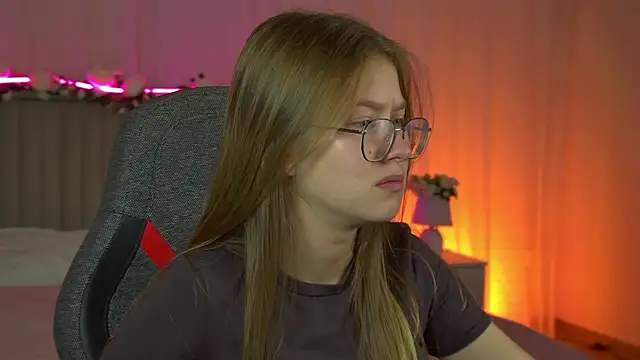 EveMundie online show from 1, 10, 2025