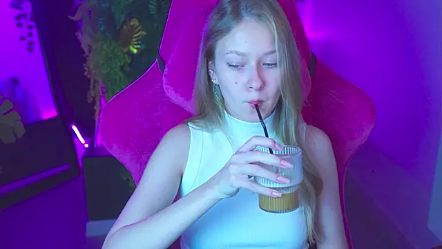 EveMundie online show from 16, 7, 2026