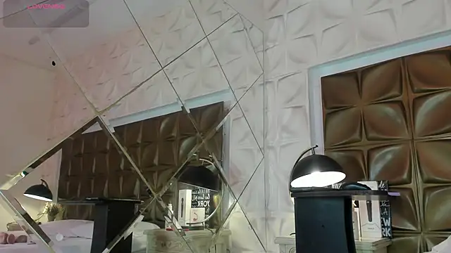 AnahisBennett online show from 25, 2, 2026