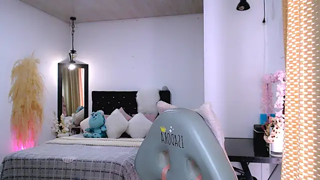 nilam valker online show from 15, 2, 2025