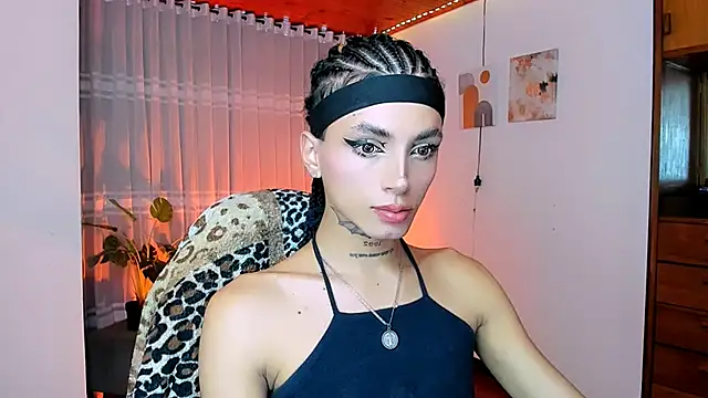 Snapshot of nilam_valker chatting on 25, 5, 2026 nilam valker online show from 25, 5, 2026