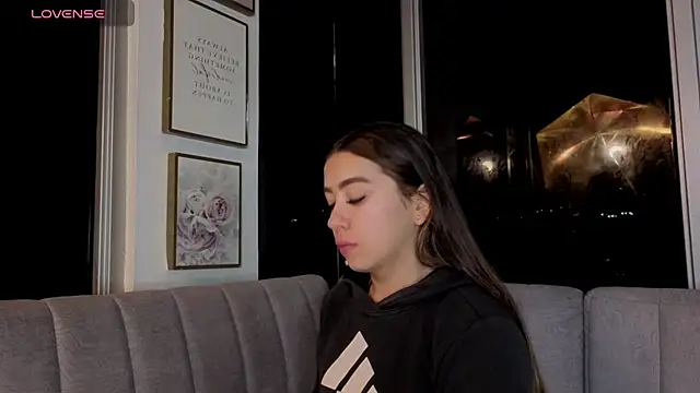 Ivanna West online show from 22, 4, 2026