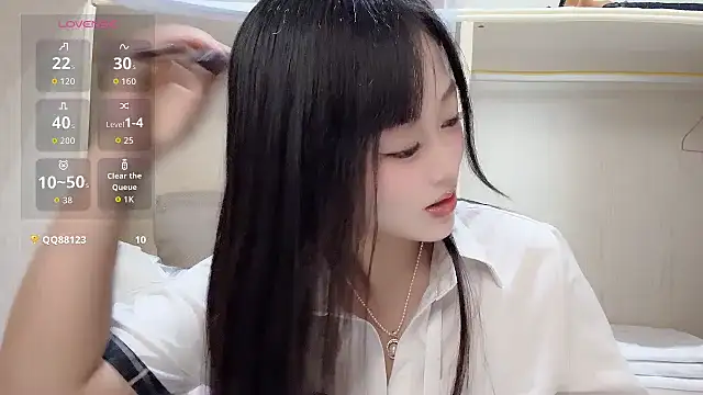 yueyue2003 online show from 8, 7, 2026