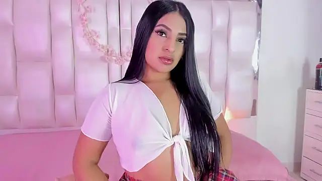 Snapshot of KathaDias chatting on 21, 10, 2025 KathaDias online show from 21, 10, 2025