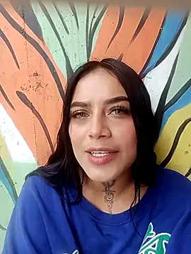 Snapshot of Emily_sharlot chatting on 4, 3, 2025 Emily sharlot online show from 4, 3, 2025