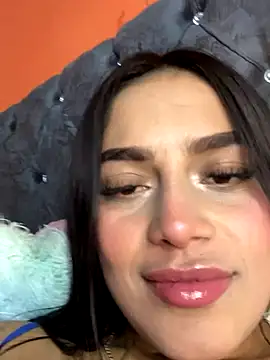 Snapshot of Emily_sharlot chatting on 8, 11, 2025 Emily sharlot online show from 8, 11, 2025