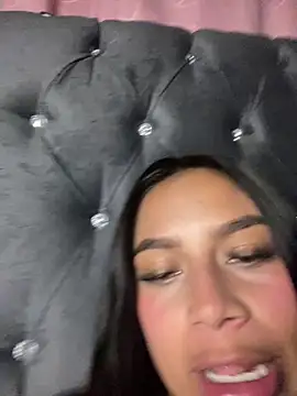 Emily sharlot online show from 20, 2, 2026