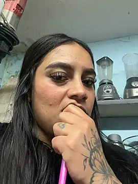 Emily sharlot online show from 18, 6, 2026
