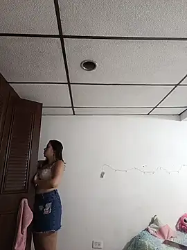 EmmaSulivan online show from 27, 4, 2026