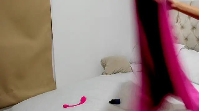 Hotcouple1 Xx online show from 11, 3, 2025