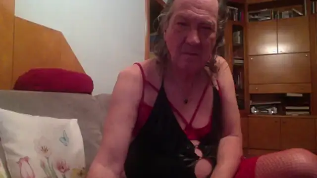 HMStraps01 online show from 2, 3, 2026