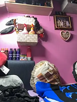 sexymelli18 online show from 18, 10, 2025