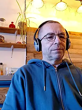 Snapshot of Xavspank2 chatting on 6, 1, 2026 Xavspank2 online show from 6, 1, 2026