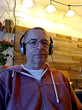 Snapshot of Xavspank2 chatting on 9, 3, 2026 Xavspank2 online show from 9, 3, 2026