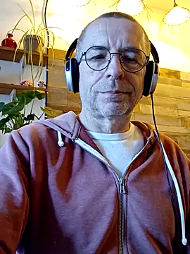 Snapshot of Xavspank2 chatting on 10, 3, 2026 Xavspank2 online show from 10, 3, 2026