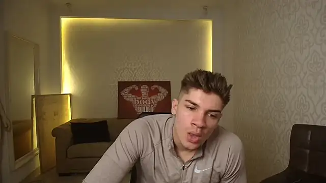 MaxKaiden online show from 12, 3, 2025