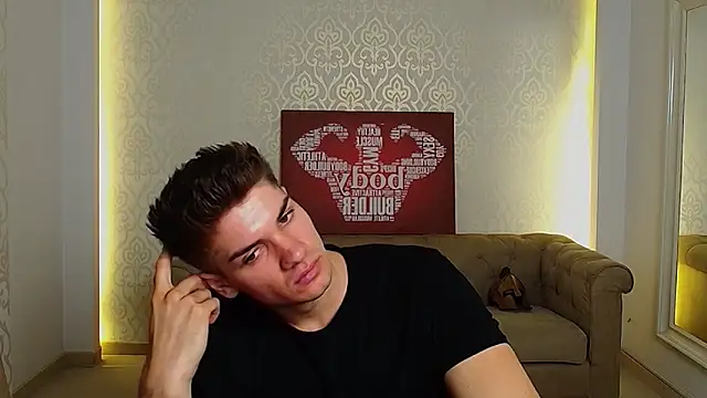 MaxKaiden online show from 15, 9, 2025