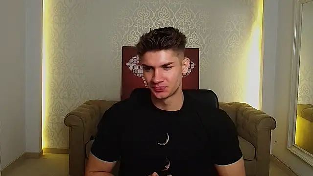 MaxKaiden online show from 23, 9, 2025