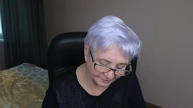 Sandra Snowflake online show from 17, 2, 2025