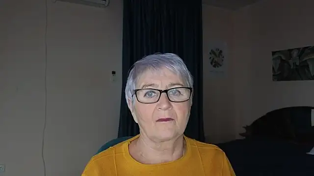 Sandra Snowflake online show from 21, 11, 2025