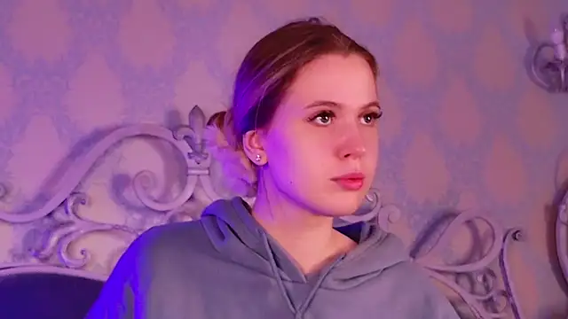 BECKI VRES online show from 30, 10, 2025