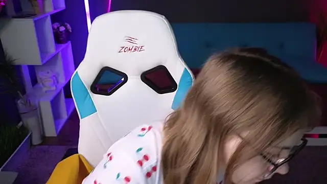 Dyna bae online show from 2, 3, 2025