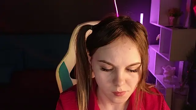 Dyna bae online show from 9, 3, 2025