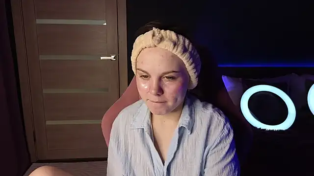 Dyna bae online show from 7, 10, 2025