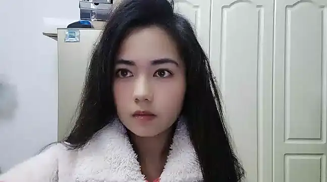 Lucy-xixi online show from 22, 2, 2025