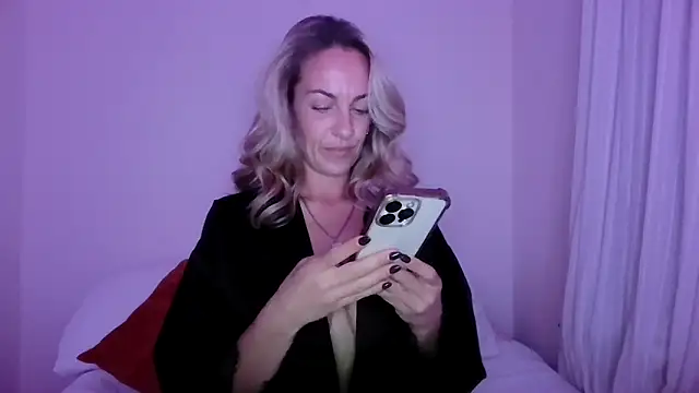 Edenfox- online show from 10, 10, 2025