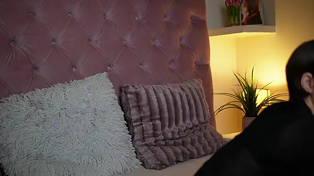 MaiaMini online show from 8, 10, 2025