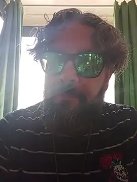 Snapshot of serpensy chatting on 19, 10, 2025 serpensy online show from 19, 10, 2025