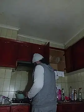 Snapshot of serpensy chatting on 15, 12, 2025 serpensy online show from 15, 12, 2025