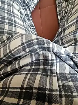 Snapshot of skiciyunis chatting on 15, 12, 2025 skiciyunis online show from 15, 12, 2025