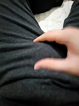 Snapshot of skiciyunis chatting on 5, 1, 2026 skiciyunis online show from 5, 1, 2026