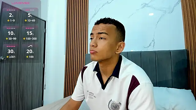 Rafa2004Cruz online show from 19, 9, 2025