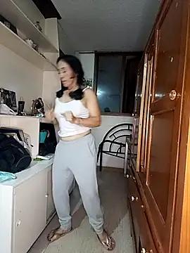 Coeur de luxure online show from 18, 3, 2025