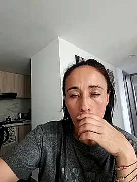 Coeur de luxure online show from 4, 10, 2025