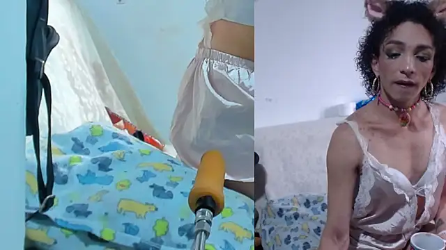 Snapshot of afroditacute15 chatting on 15, 1, 2026 afroditacute15 online show from 15, 1, 2026