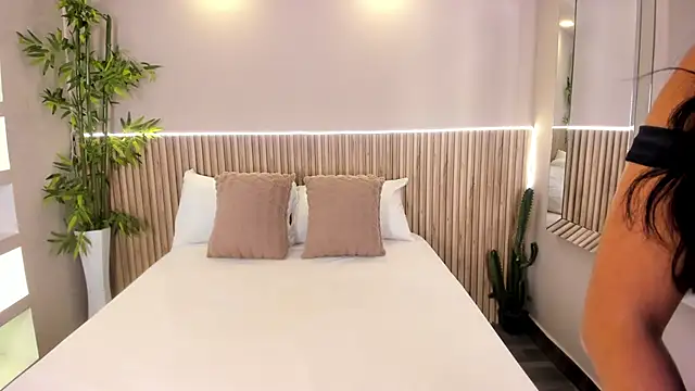 GeorginaReyes online show from 18, 4, 2026