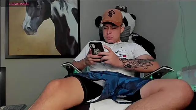 Snapshot of mattiwsmorris_ chatting on 9, 9, 2025 mattiwsmorris online show from 9, 9, 2025