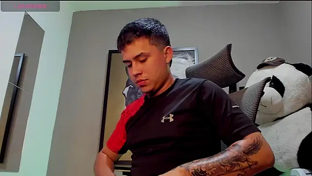 Snapshot of mattiwsmorris_ chatting on 25, 9, 2025 mattiwsmorris online show from 25, 9, 2025