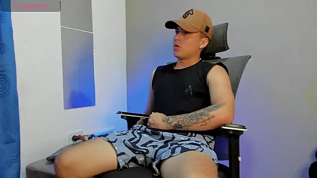 Snapshot of mattiwsmorris_ chatting on 19, 11, 2025 mattiwsmorris online show from 19, 11, 2025