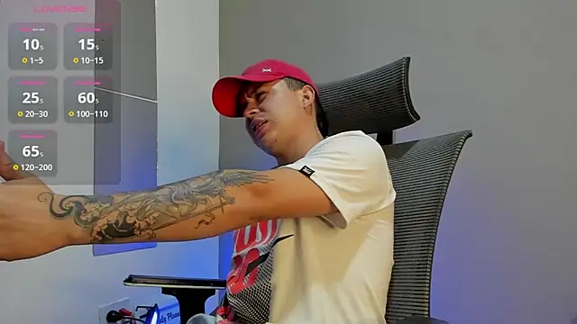 Snapshot of mattiwsmorris_ chatting on 25, 11, 2025 mattiwsmorris online show from 25, 11, 2025