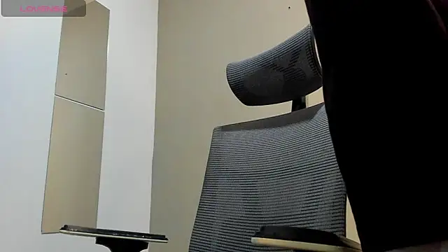 Snapshot of mattiwsmorris_ chatting on 26, 11, 2025 mattiwsmorris online show from 26, 11, 2025