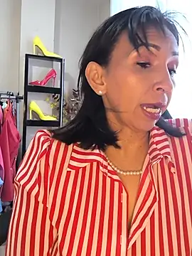 Snapshot of Mrsvictoriaaa chatting on 11, 5, 2026 Mrsvictoriaaa online show from 11, 5, 2026