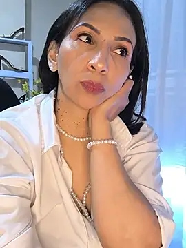Snapshot of Mrsvictoriaaa chatting on 8, 6, 2026 Mrsvictoriaaa online show from 8, 6, 2026