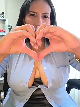 Snapshot of Mrsvictoriaaa chatting on 12, 6, 2026 Mrsvictoriaaa online show from 12, 6, 2026