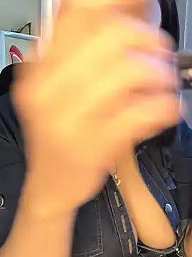 Snapshot of Mrsvictoriaaa chatting on 3, 7, 2026 Mrsvictoriaaa online show from 3, 7, 2026