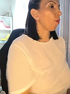 Snapshot of Mrsvictoriaaa chatting on 19, 7, 2026 Mrsvictoriaaa online show from 19, 7, 2026